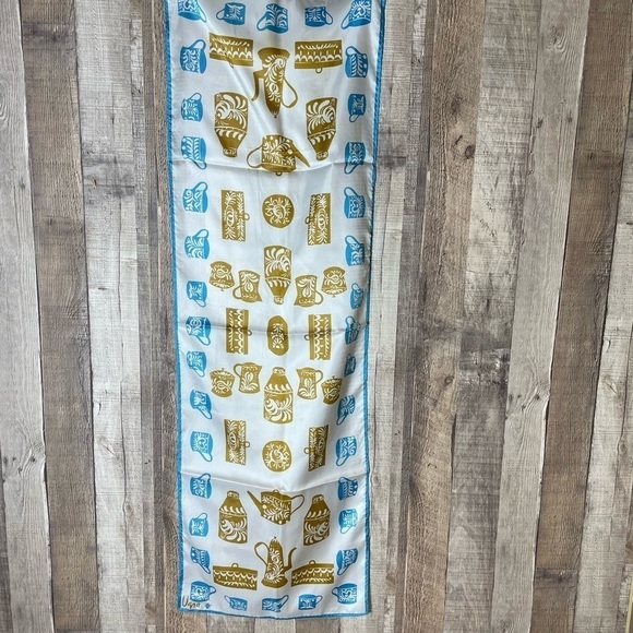 VINTAGE BANNER SILK SCARF BY UGNA - Picture 1 of 5